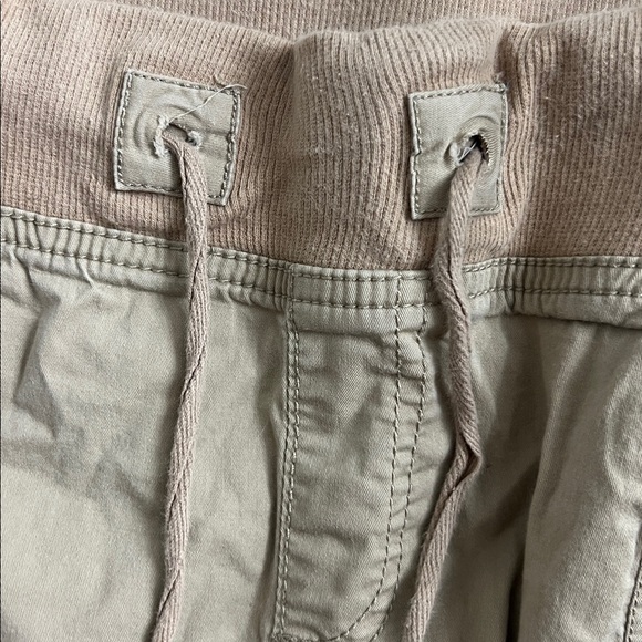 Maurices Beige Khaki Capris - Picture 3 of 4
